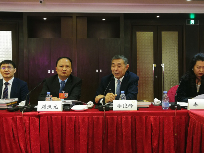 26d26d50ea38c75d5c8bbfb8209aa8ef