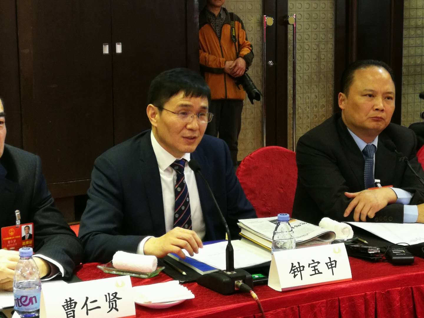 6861f078e3454fd22abbb156faee83f0