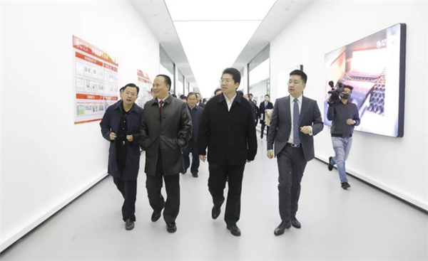 35ead377d2ff395e8e5eac744b9c5ad8