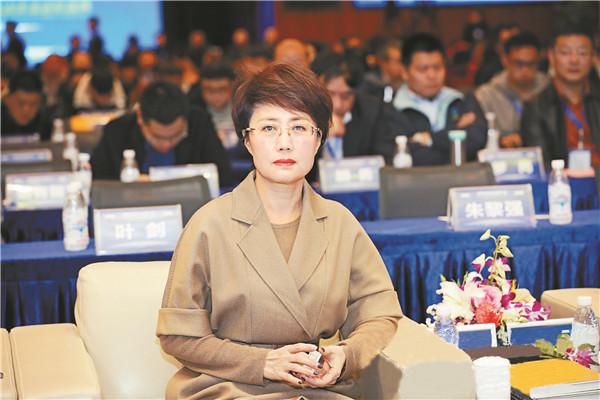 17a7e06d44e2a0c7ad971bacdb9f9fcf