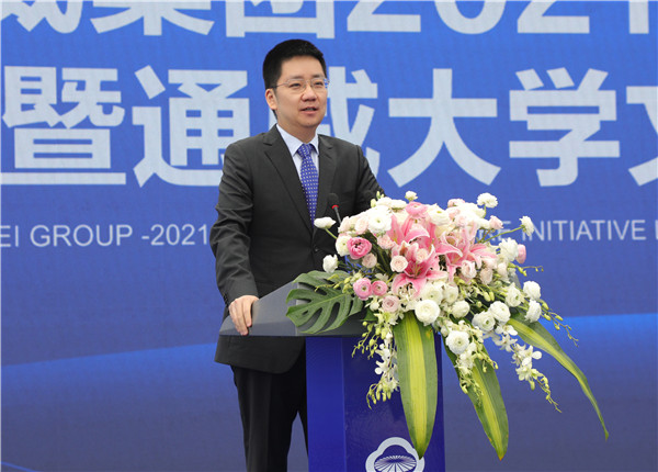 ae1900b2ae10295bc50a3b6d779a559b