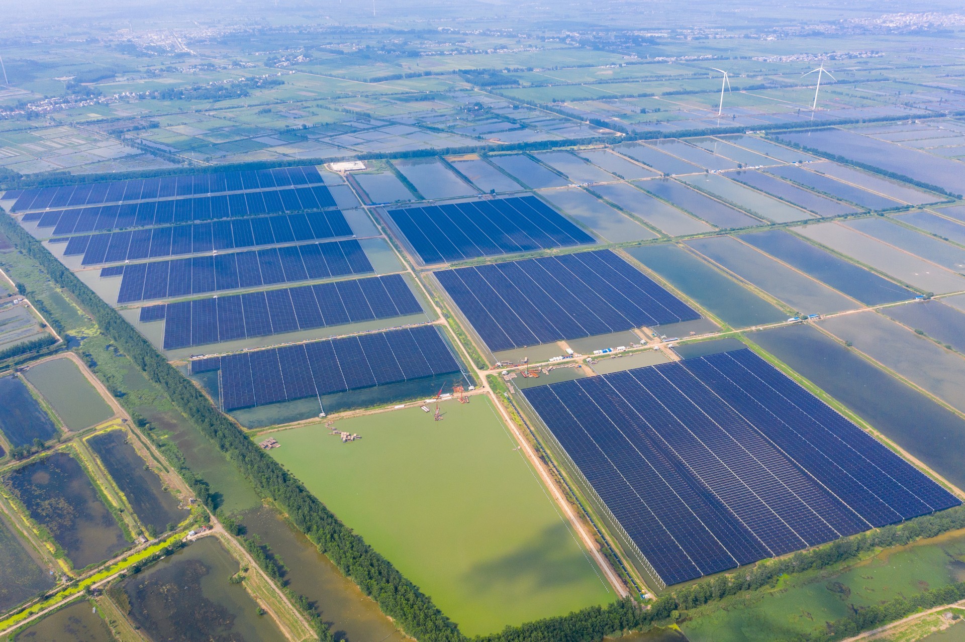 e03b47179debd377aeef0cd3c1438206