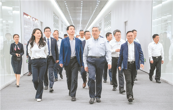 8f1ee767e7f36e47f4a6e7e43b1d7040