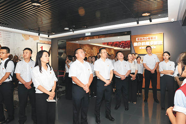 17dd9fc06502571939046c7f7d3ab96f