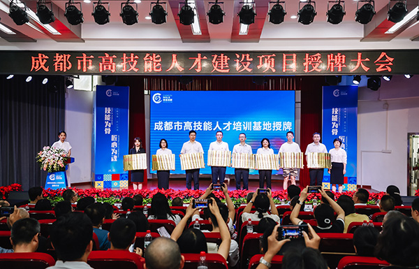 ccb442f9e919d10fd18481cf0c0ce93b