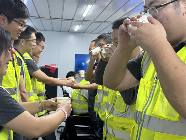 9ea5553e62d40786964c1543fb8d7da4