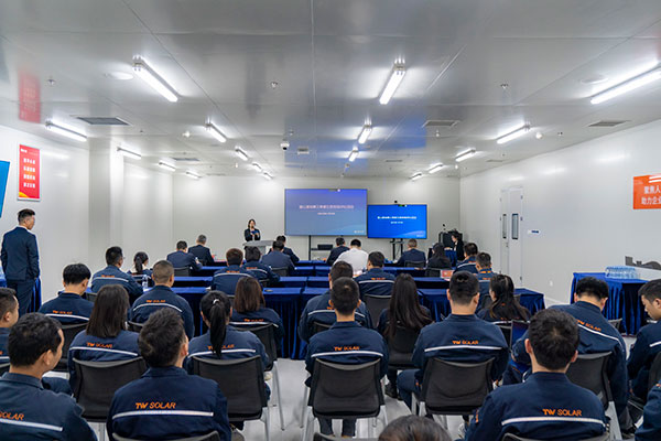 72d2e4049f4ff2cbc61a1eafa6dd4984