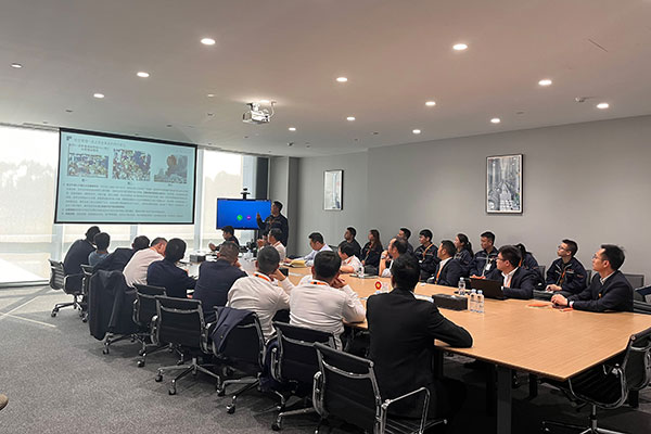 452c4081f07b454e5fb6c30f577d1366