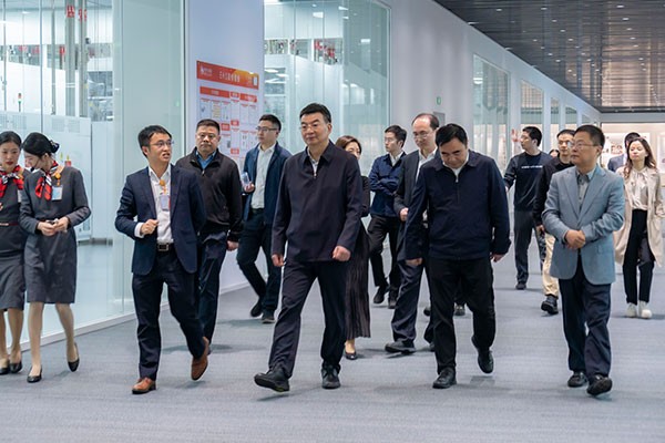 6d575faafad4425b70ebcb520fe6a708