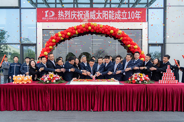 50b111f8009343e282d7b34f5422b630