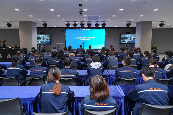 b1a7aba2add347f7c26c9a67df357aff