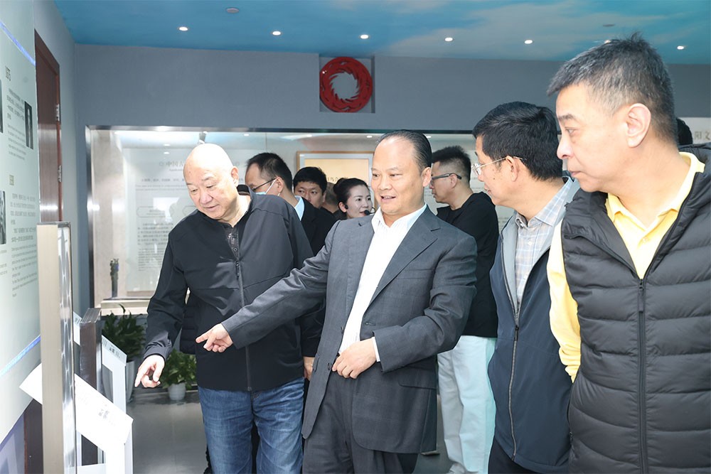 aaf20bfc775f6b161580d31b2ee33365