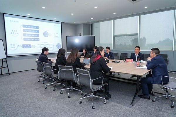 2e8f4f9fc974712cf9a9a63efa1884e3