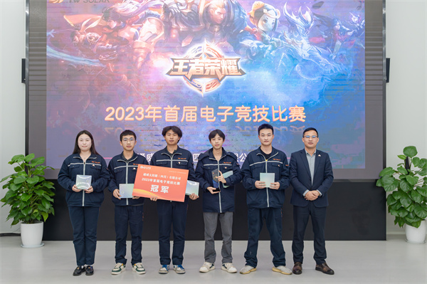 8afa075f7a240c9274b69b1a35a97406