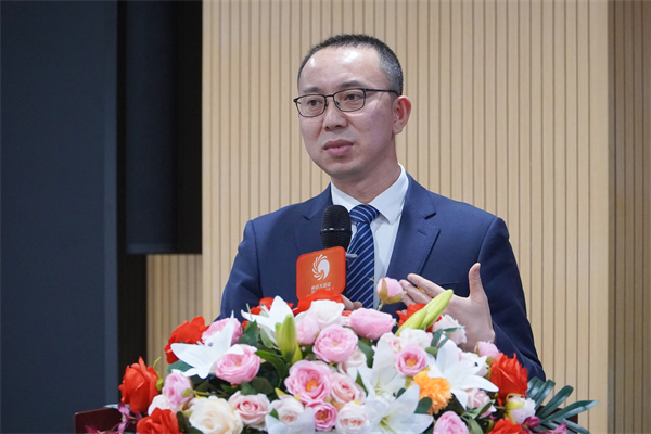 8e0ba4d69b0b7a1ee6a73bd06cb0d47e