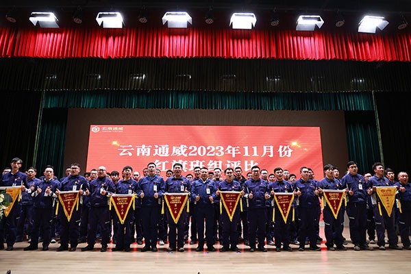 b890812b6f0abcb4a143ba078e7fd834