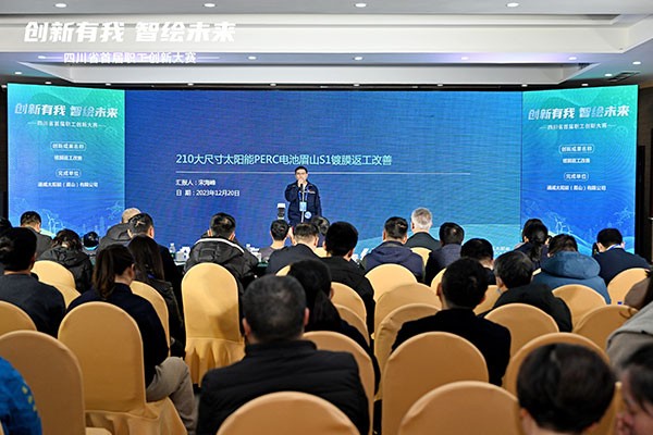 98f85c3f846503c908290aa38929709e