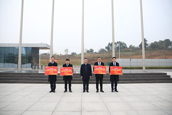 15501303e09f9ef1bf3ce023d4df9465