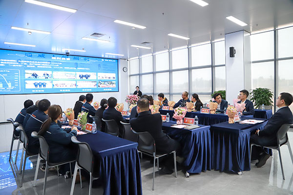 b516fd76e0c4174a6e4270af96974f90