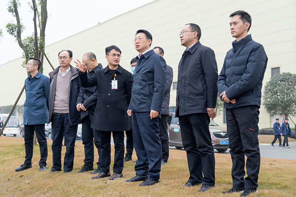 0ba7c7f2a25e40bb8ba18b575633972d