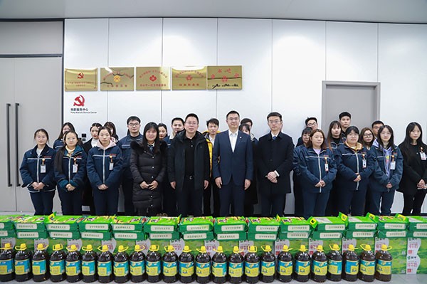 a5e981f6f5c8d26cb75dfcb81d8040c5