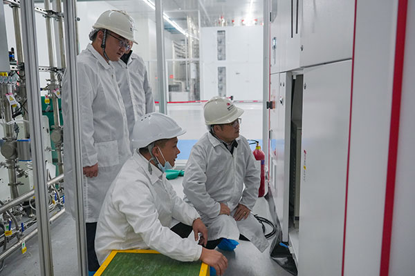 348e26071a2c516ffee68f399cc8b323