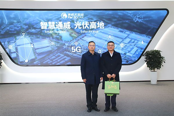 b909d22f884ae6b607ace131bae74bf3