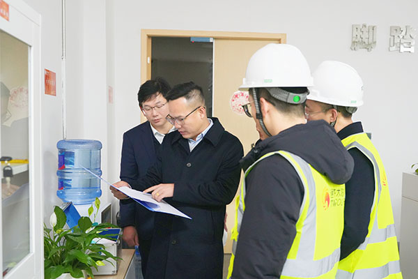 cfbfbf53b97b19a2dd8969d5ddd43b6e