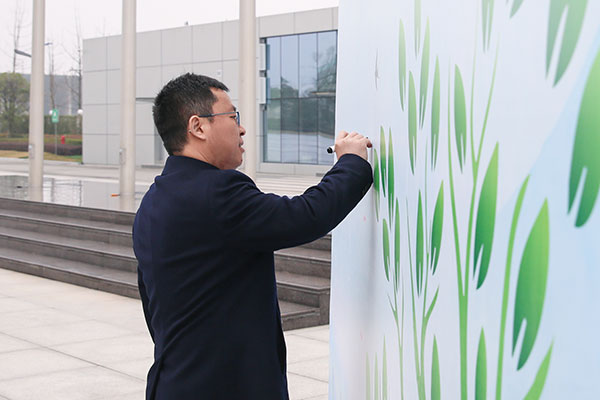 7af55c0365668eeabd07d7b229cedbb0