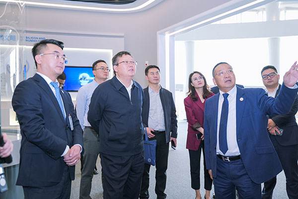 bc8d7149375e7c9662e35e5d852523e1