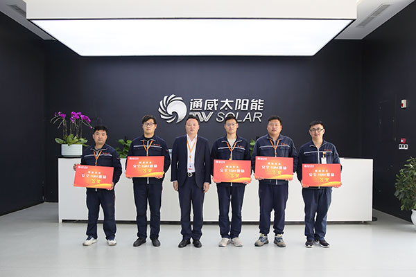 d3a3e731f181e58c8dee0b8685e28ec2