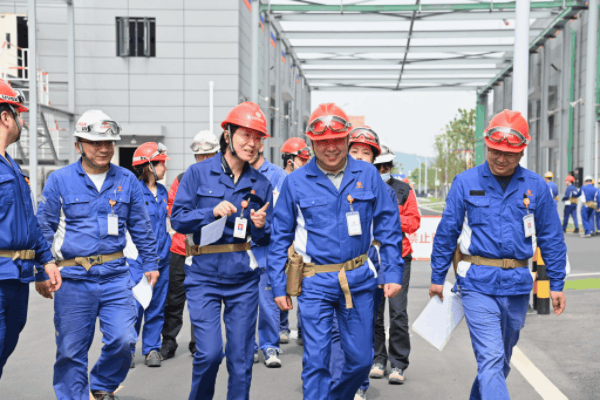 d15294837f8ad6da57f19c974d038e9c