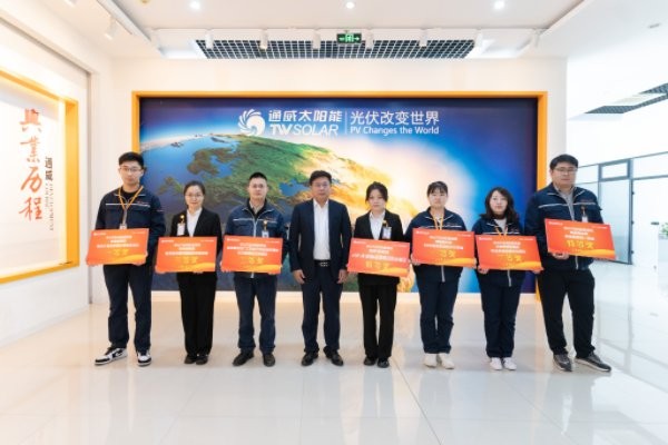 8088b3a2a5194e3809e65e816eb75123