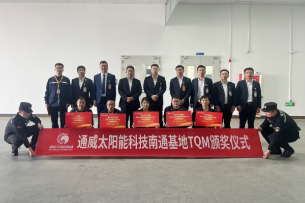 9572d5acb1a8334e93a3f3d757fe1e04