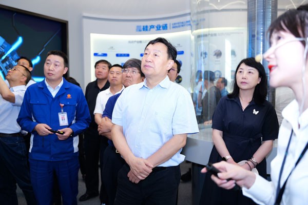 2ad320ed17cb46aaa44b46cf54b173c0