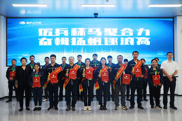 12a8aee75254ff6c51ac96f2cf43af70