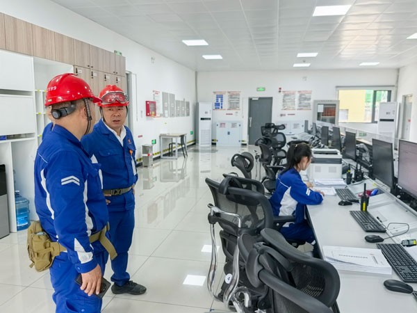 b5dfd30e87e2a969fccea66bb12665e9