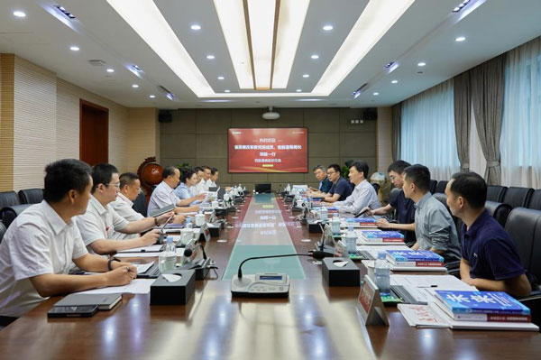 0032f35e17671094dca476636d3568a3