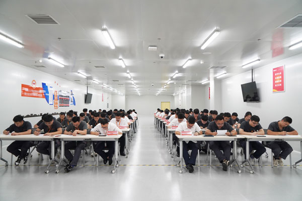 dcd720e029d898e7a9ecbfa36a8ec058