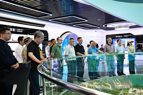 ee007e6b847e0f41e457b83e7710f0dc