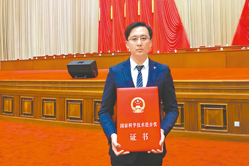 3321696fc46808df2d512d809525104b