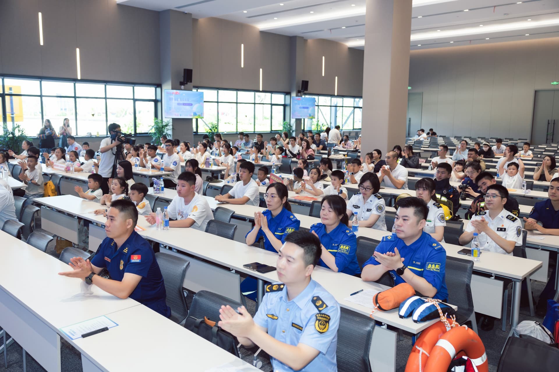 31bbbd4e43521340cb760bea97b9f83f