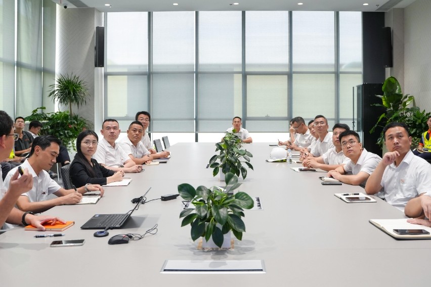 a5292e53d56f4c09877cdd416e4db605