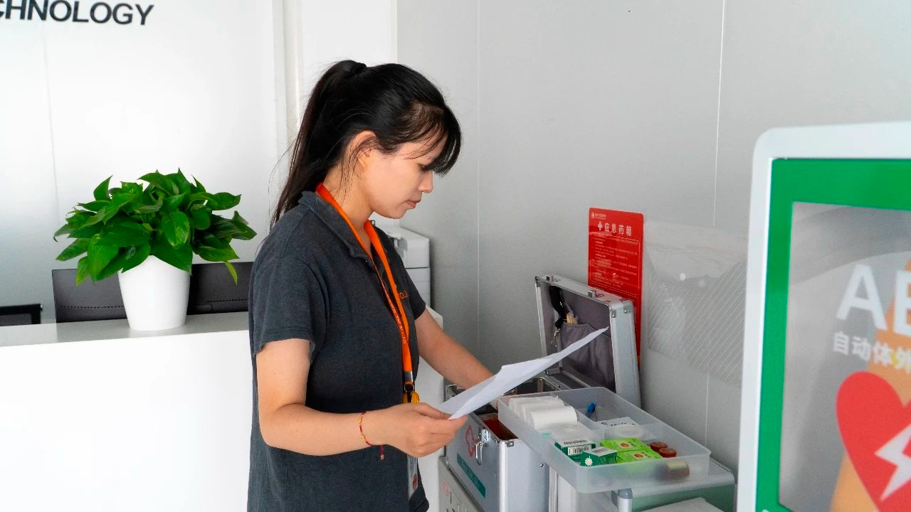 b3e414b17023af1b1f0b9bd3fae74754