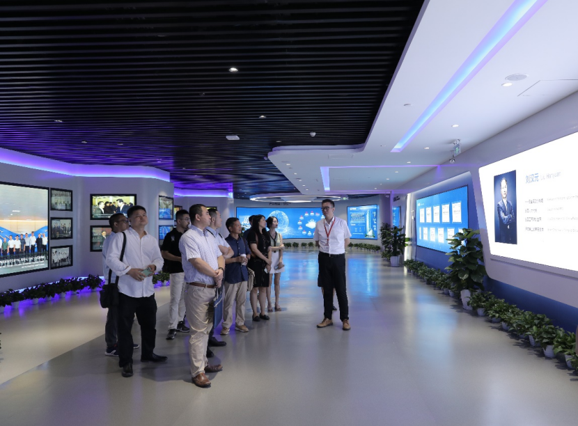 d02ca5eafe3498235817439d1fed4cf1