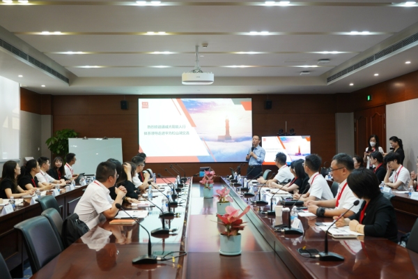 711f484b15efc145a78a9782f0e9f6a9