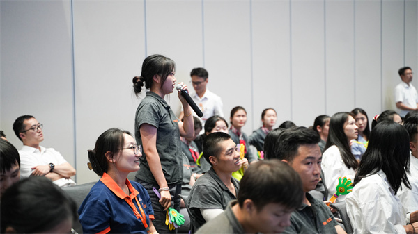 151315e438cb9d09418337cc5d704523