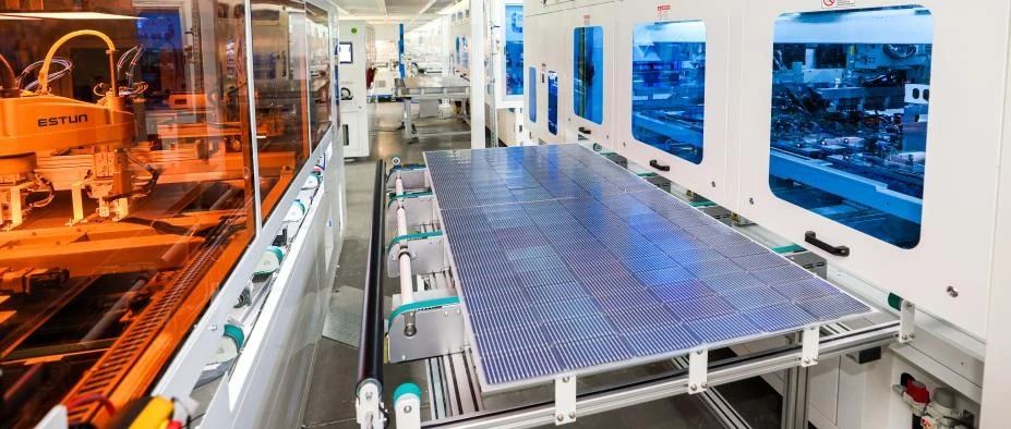 153558a1413805040663dacd089bc70a