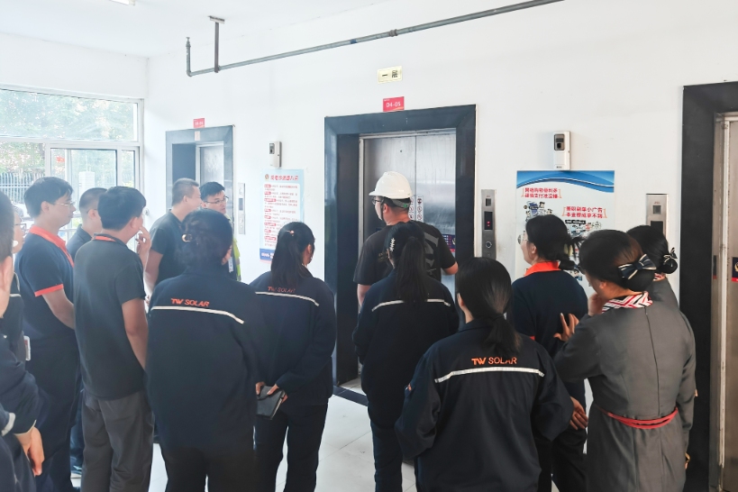 22610128e8fcacd9fadca301d2ba7f80