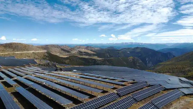 a3403563e21783778bf3e6aa15c09d18